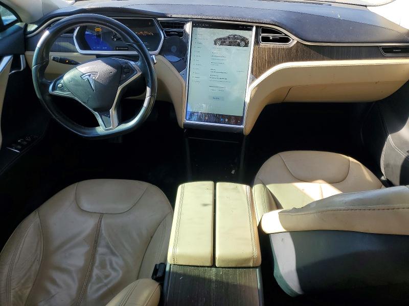 58951266 :رقم المزاد ، 5YJSA1CN1DFP27464 vin ، 2013 Tesla Model S مزاد بيع