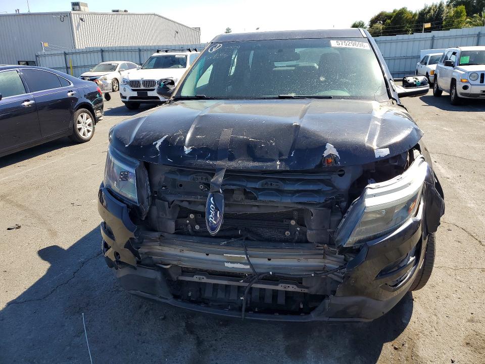 57529696 :رقم المزاد ، 1FM5K8ARXHGA63312 vin ، 2017 Ford Explorer مزاد بيع