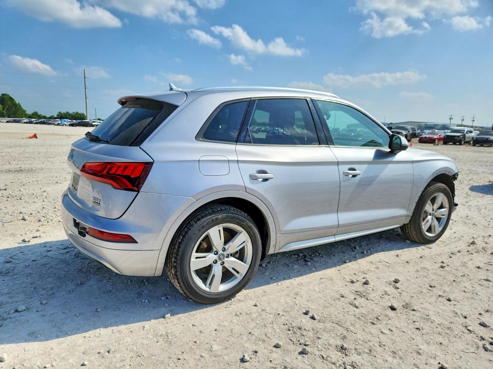 Продаж на аукціоні авто 2018 Audi Q5, vin: WA1ANAFYXJ2083610, номер лоту: 57833316