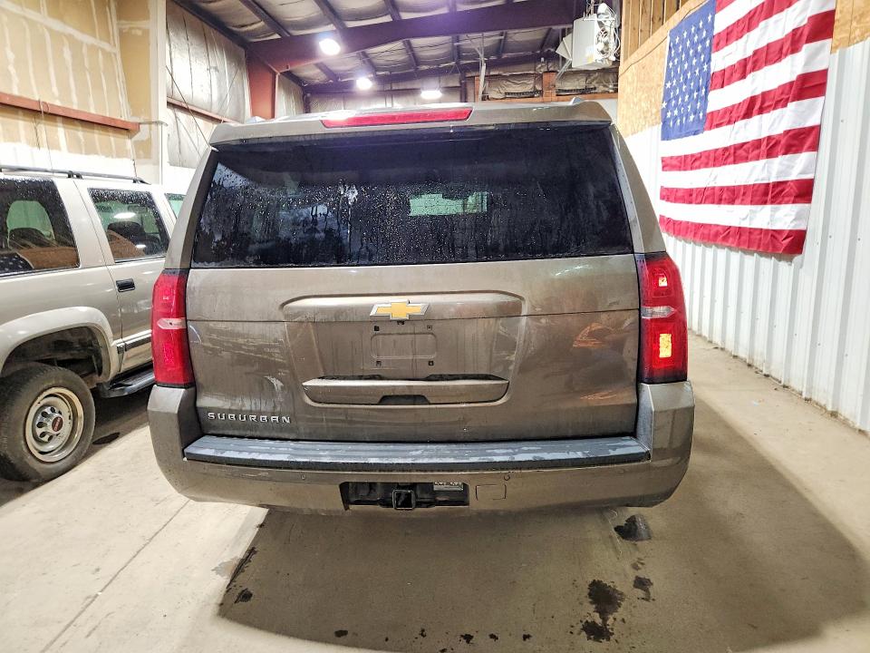 56687276 :رقم المزاد ، 1GNSKGEC5GR173556 vin ، 2016 Chevrolet Suburban مزاد بيع