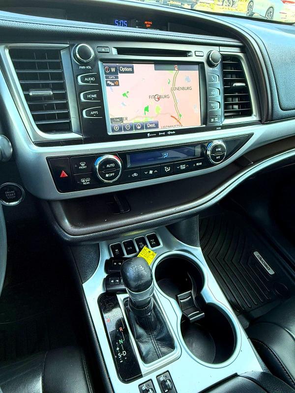 Aukcja sprzedaży 2019 Toyota Highlander, vin: 5TDJZRFH4KS582650, numer aukcji: 59082966