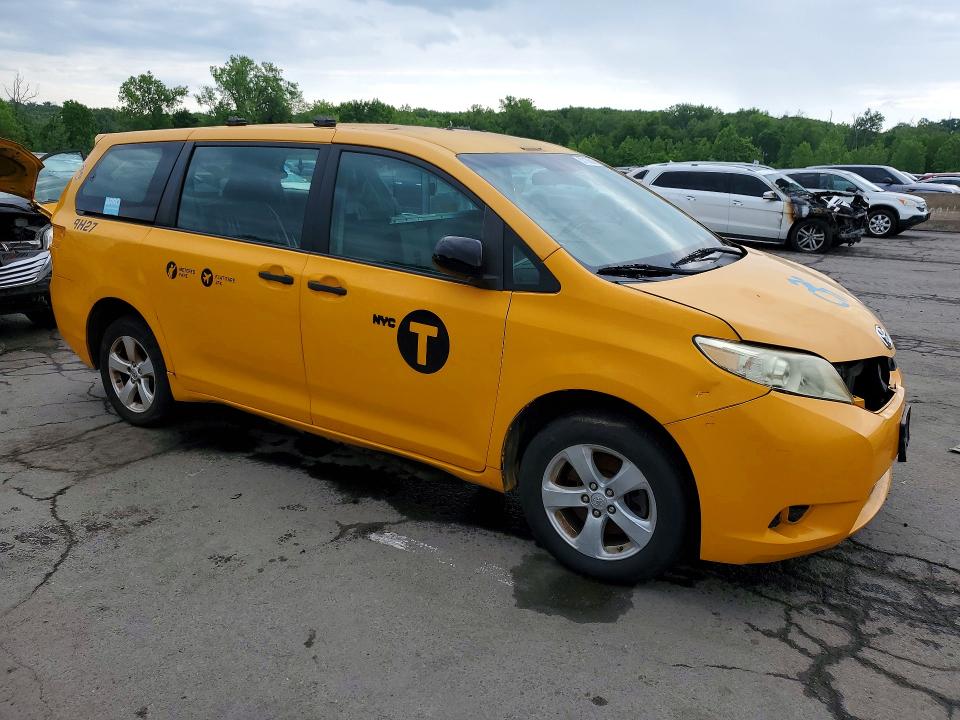 2017 Toyota Sienna მანქანა იყიდება აუქციონზე, vin: 5TDZZ3DC7HS868850, აუქციონის ნომერი: 57136886