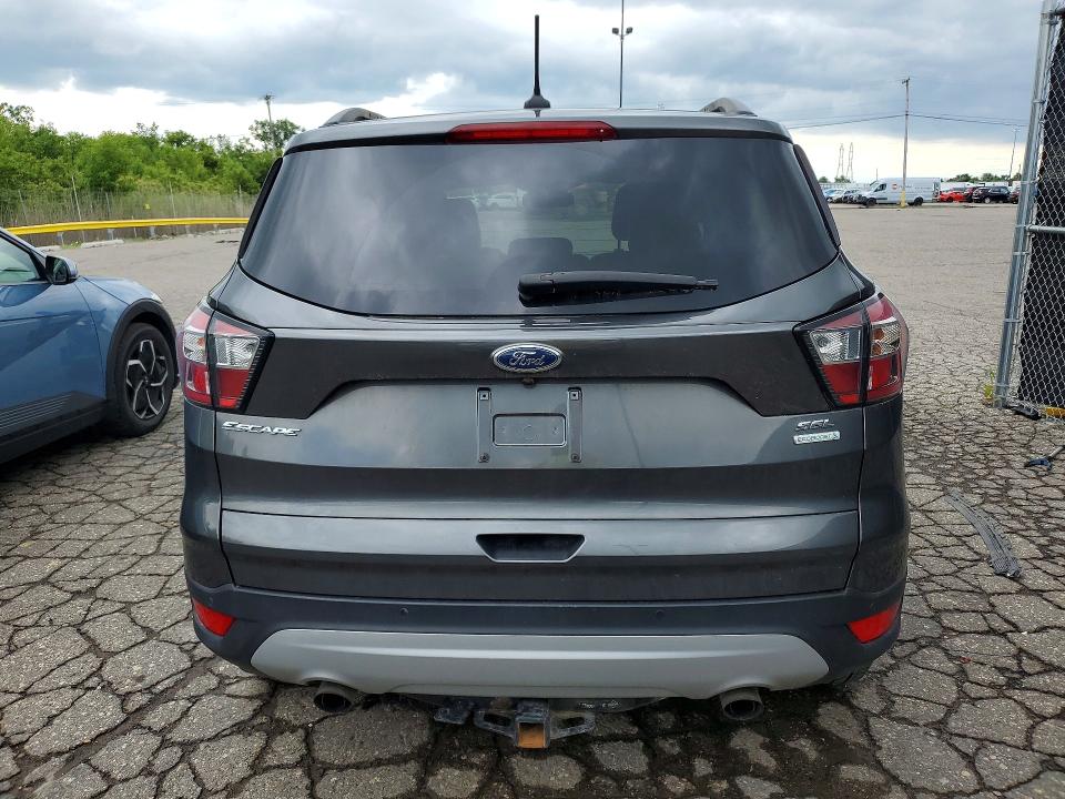 Продажа на аукционе авто 2018 Ford Escape, vin: 1FMCU0HD5JUA21571, номер лота: 57626316