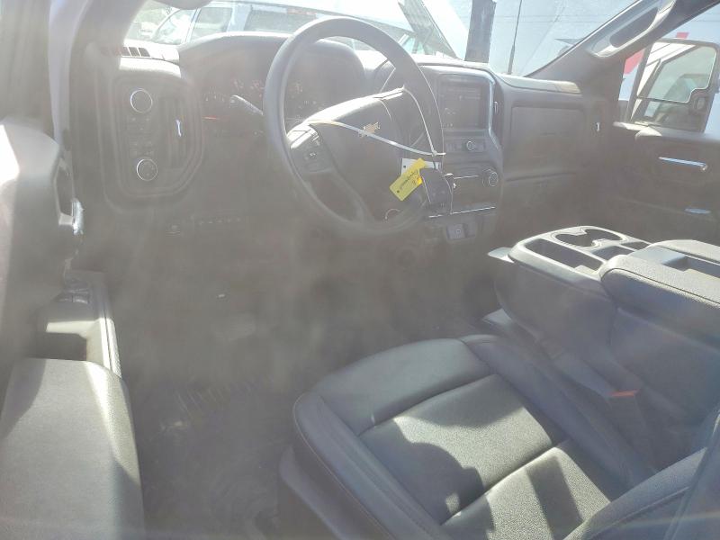 55570256 :رقم المزاد ، 1GB3KSE70SF142054 vin ، 2025 Chevrolet Silverado مزاد بيع