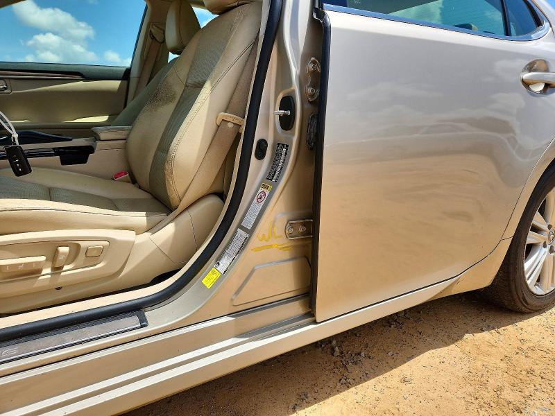 58549756 :رقم المزاد ، JTHBK1GG1D2063483 vin ، 2013 Lexus Es مزاد بيع