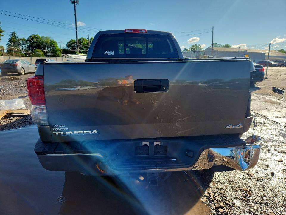 56948206 :رقم المزاد ، 5TFUY5F12AX141149 vin ، 2010 Toyota Tundra مزاد بيع