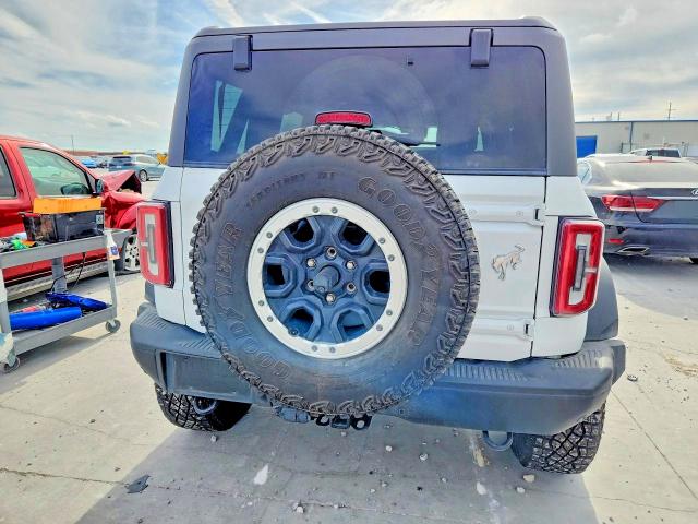 57133886 :رقم المزاد ، 1FMEE5DP2MLA81062 vin ، 2021 Ford Bronco مزاد بيع