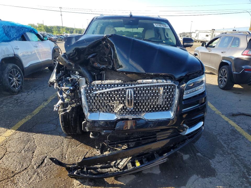 57487696 :رقم المزاد ، 5LMJJ2KT1LEL21131 vin ، 2020 Lincoln Navigator مزاد بيع