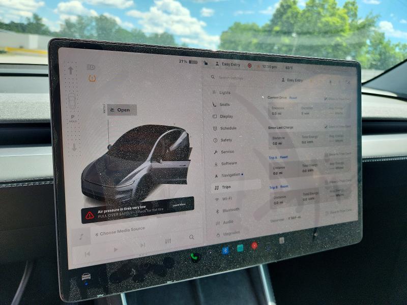 2026 Tesla Model Y მანქანა იყიდება აუქციონზე, vin: 7SAYGDEE5TF386191, აუქციონის ნომერი: 56492486