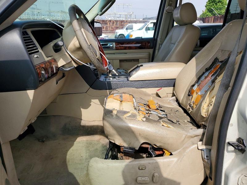 55433366 :رقم المزاد ، 5LMFU27506LJ15693 vin ، 2006 Linc Navigator Ultimate مزاد بيع