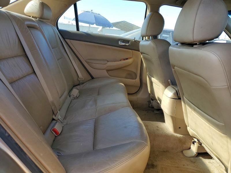 57590006 :رقم المزاد ، JHMCM56824C002332 vin ، 2004 Honda Accord Ex مزاد بيع