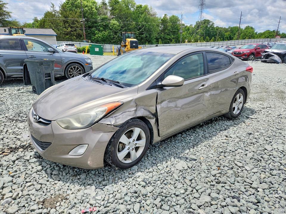 2013 Hyundai Elantra მანქანა იყიდება აუქციონზე, vin: 5NPDH4AEXDH359179, აუქციონის ნომერი: 56733526