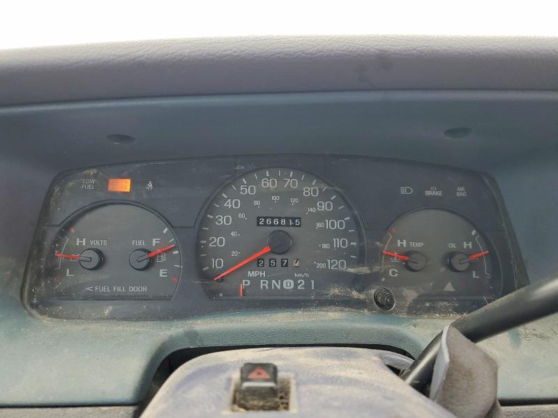 1999 Mercury Grand Marquis მანქანა იყიდება აუქციონზე, vin: 2MEFM74W4XX735306, აუქციონის ნომერი: 59121486