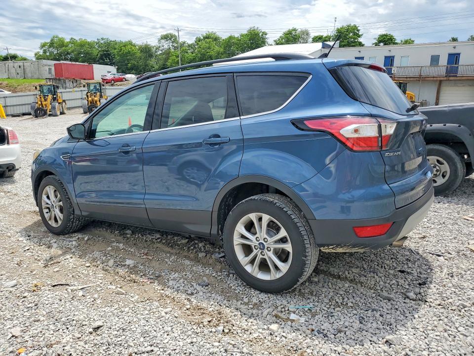 57917006 :رقم المزاد ، 1FMCU9HD3JUA89873 vin ، 2018 Ford Escape مزاد بيع