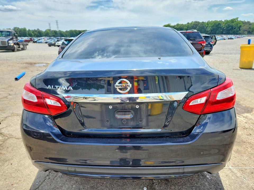 2017 Nissan Altima მანქანა იყიდება აუქციონზე, vin: 1N4AL3AP1HC253868, აუქციონის ნომერი: 56058596