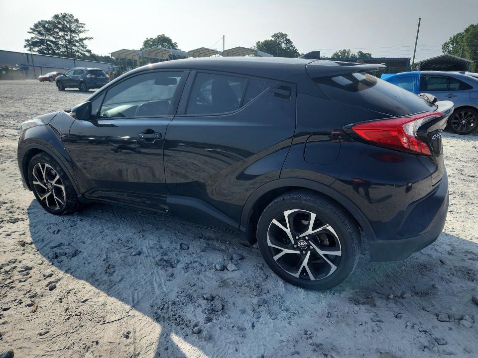 58814586 :رقم المزاد ، NMTKHMBXXJR022121 vin ، 2018 Toyota C-hr مزاد بيع