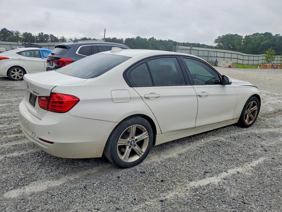 57303506 :رقم المزاد ، WBA3D3C50EK156994 vin ، 2014 Bmw 328 مزاد بيع