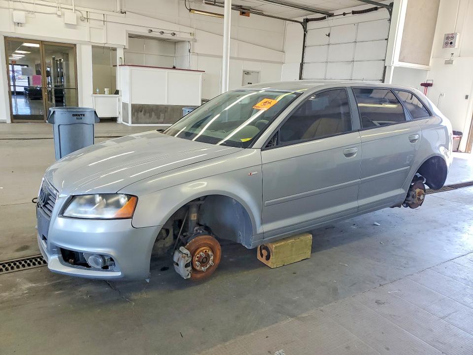 Продаж на аукціоні авто 2010 Audi A3, vin: WAUBEBFM8AA106625, номер лоту: 58289636