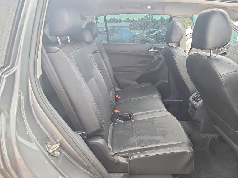 Продажа на аукционе авто 2018 Volkswagen Tiguan, vin: 3VV3B7AX4JM024877, номер лота: 57623646