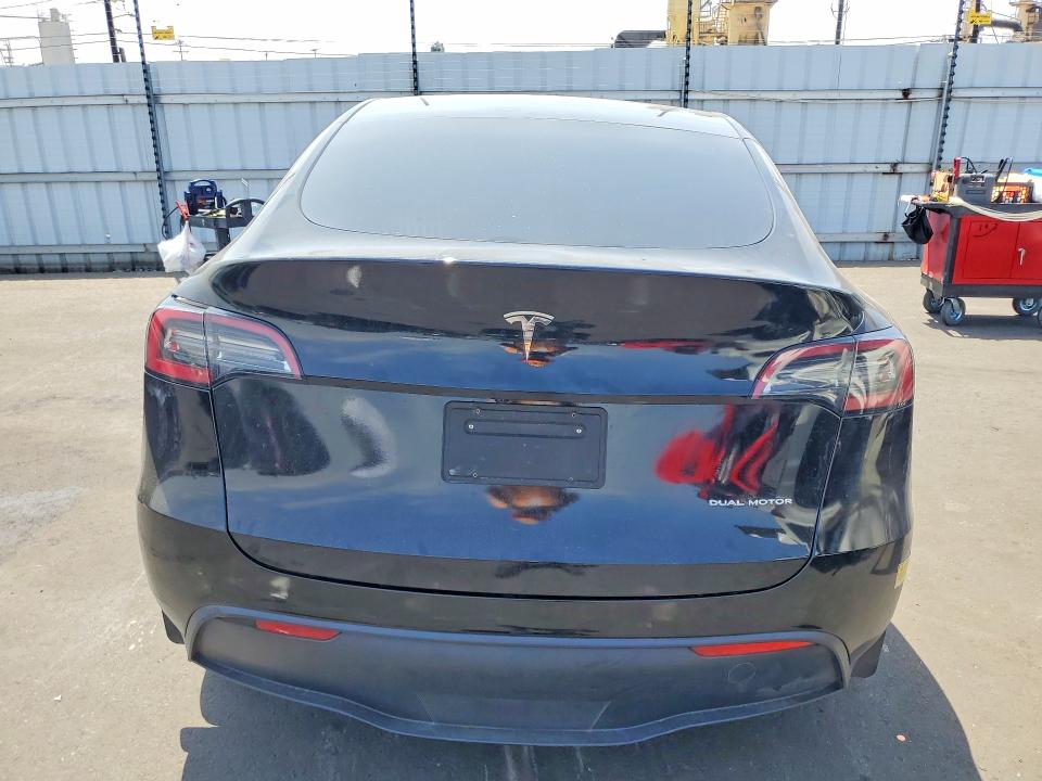 2021 Tesla Model Y მანქანა იყიდება აუქციონზე, vin: 5YJYGAEE5MF299680, აუქციონის ნომერი: 55458056