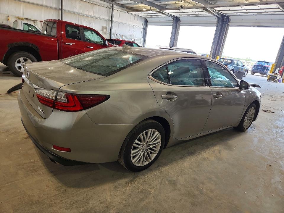 58064586 :رقم المزاد ، 58ABK1GG0GU020395 vin ، 2016 Lexus Es مزاد بيع