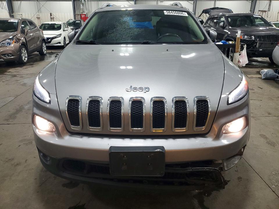 58450806 :رقم المزاد ، 1C4PJMCS9FW634848 vin ، 2015 Jeep Cherokee مزاد بيع