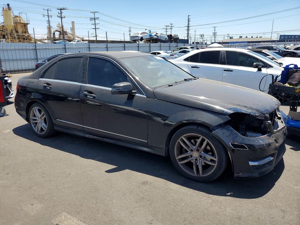 Продажа на аукционе авто 2014 Mercedes-benz C, vin: WDDGF4HB1ER305199, номер лота: 57034736