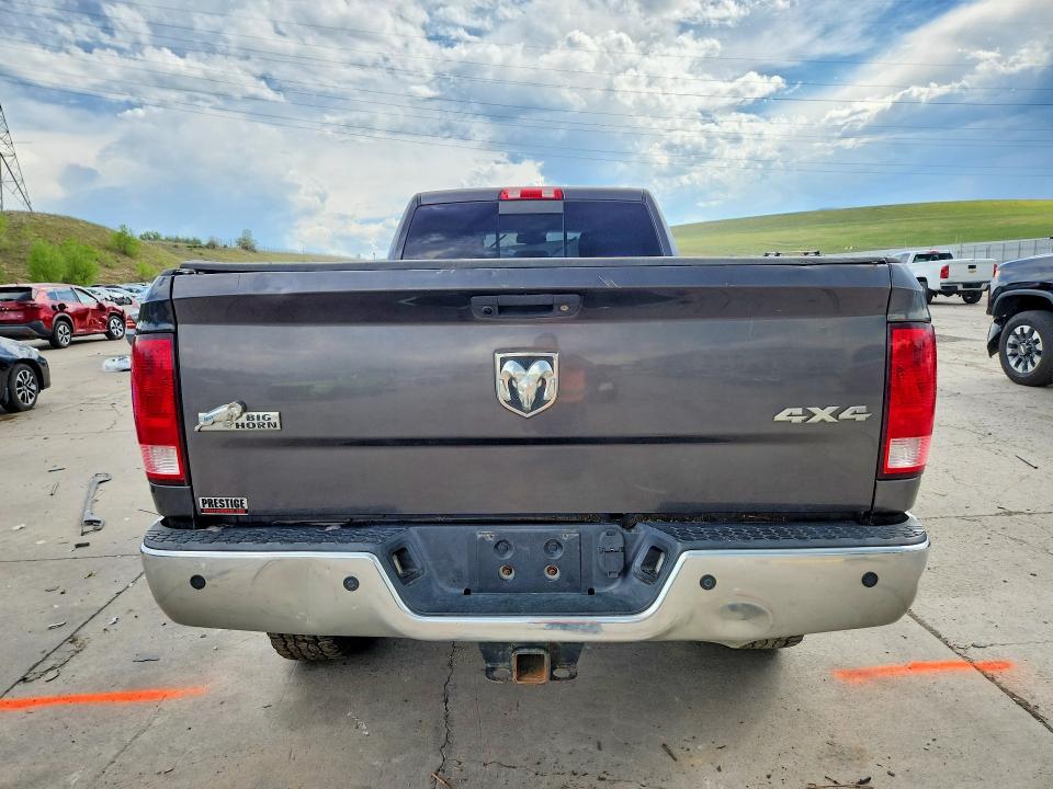 55799956 :رقم المزاد ، 3C6UR5JJ9FG646676 vin ، 2015 Ram 2500 مزاد بيع