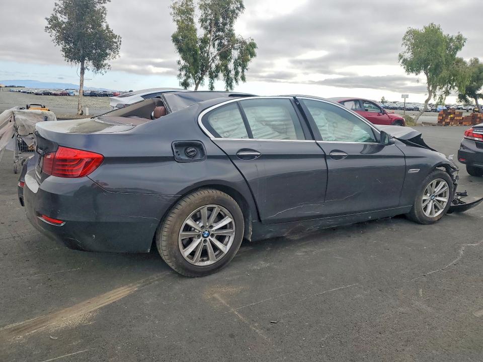 57267046 :رقم المزاد ، WBA5A5C53ED506796 vin ، 2014 Bmw 528 مزاد بيع