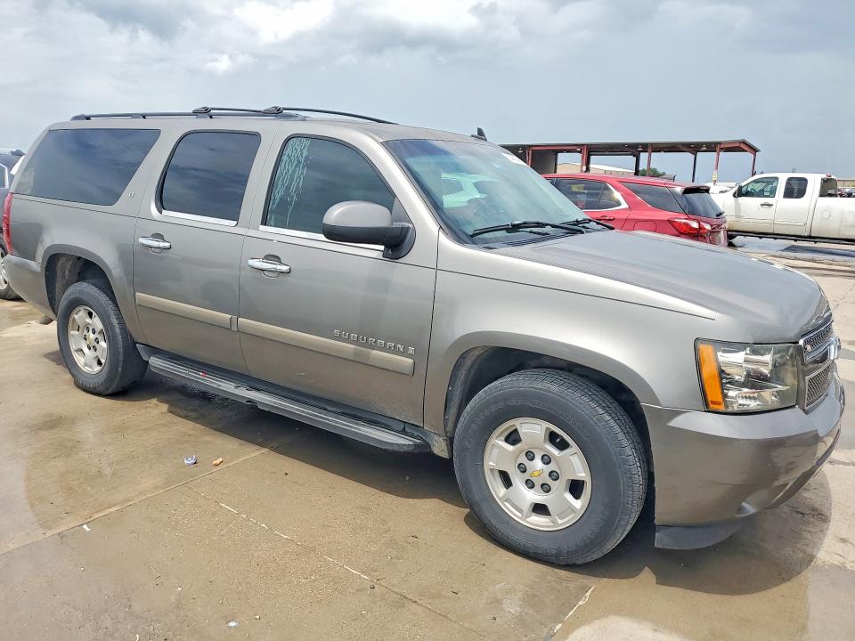 Продажа на аукционе авто 2008 Chevrolet Suburban, vin: 1GNFK163X8R143497, номер лота: 53930396