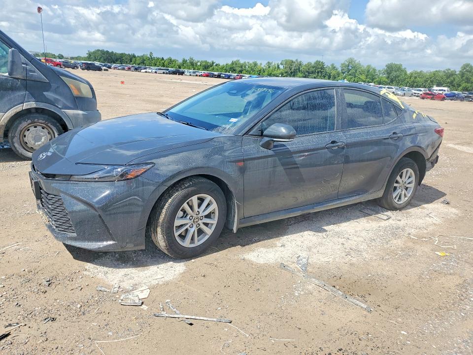 Auction sale of the 2026 Toyota Camry, vin: 4T1DAACK0TU301104, lot number: 56818486