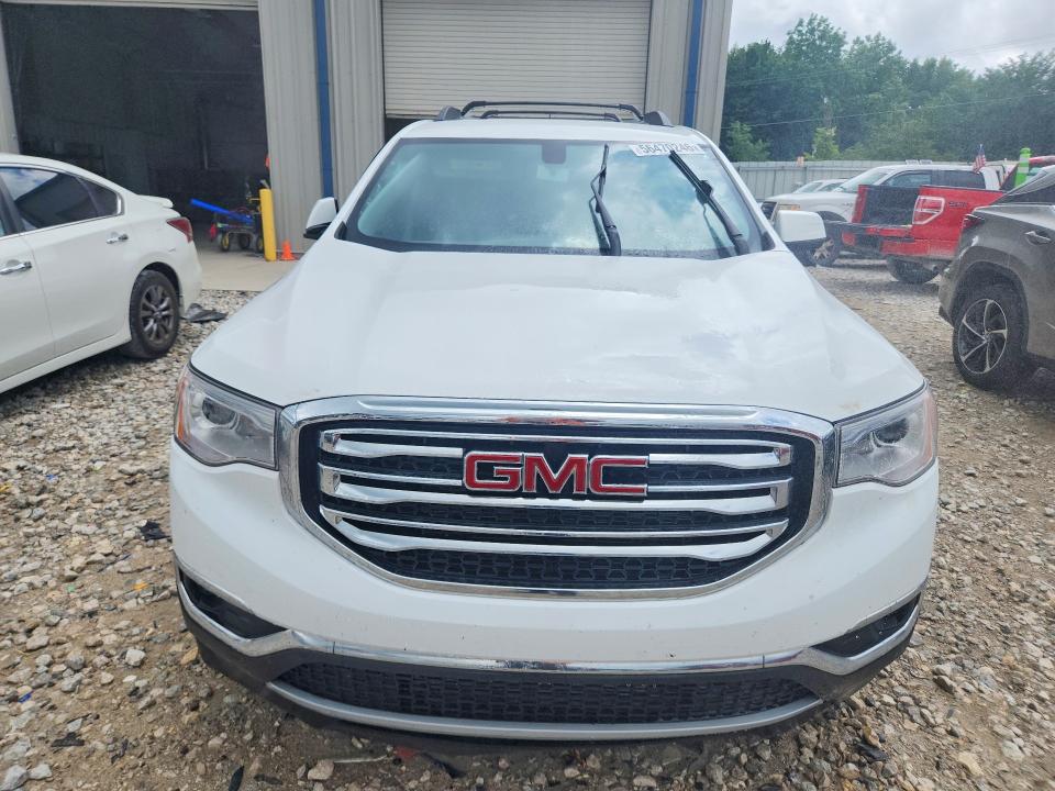 56470246 :رقم المزاد ، 1GKKNULS8HZ117724 vin ، 2017 Gmc Acadia مزاد بيع