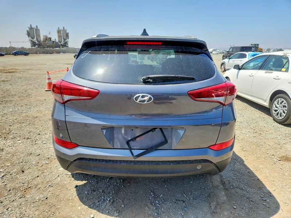 2018 Hyundai Tucson მანქანა იყიდება აუქციონზე, vin: KM8J33A46JU728670, აუქციონის ნომერი: 55629946