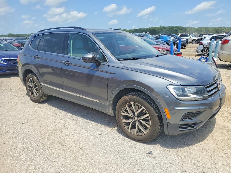 57000986 :رقم المزاد ، 3VV2B7AX8LM043043 vin ، 2020 Volkswagen Tiguan مزاد بيع