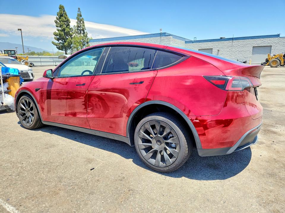 2024 Tesla Model Y მანქანა იყიდება აუქციონზე, vin: 7SAYGAEE5RF015930, აუქციონის ნომერი: 58021386