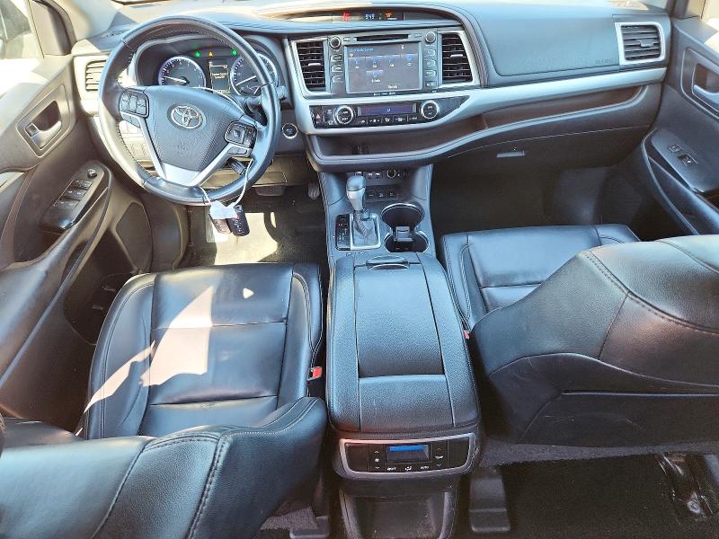 Продажа на аукционе авто 2019 Toyota Highlander, vin: 5TDJZRFHXKS566632, номер лота: 55926896