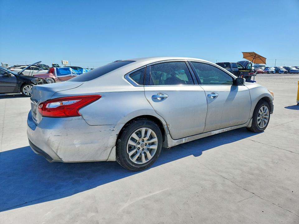 55642236 :رقم المزاد ، 1N4AL3AP5HN308567 vin ، 2017 Nissan Altima مزاد بيع