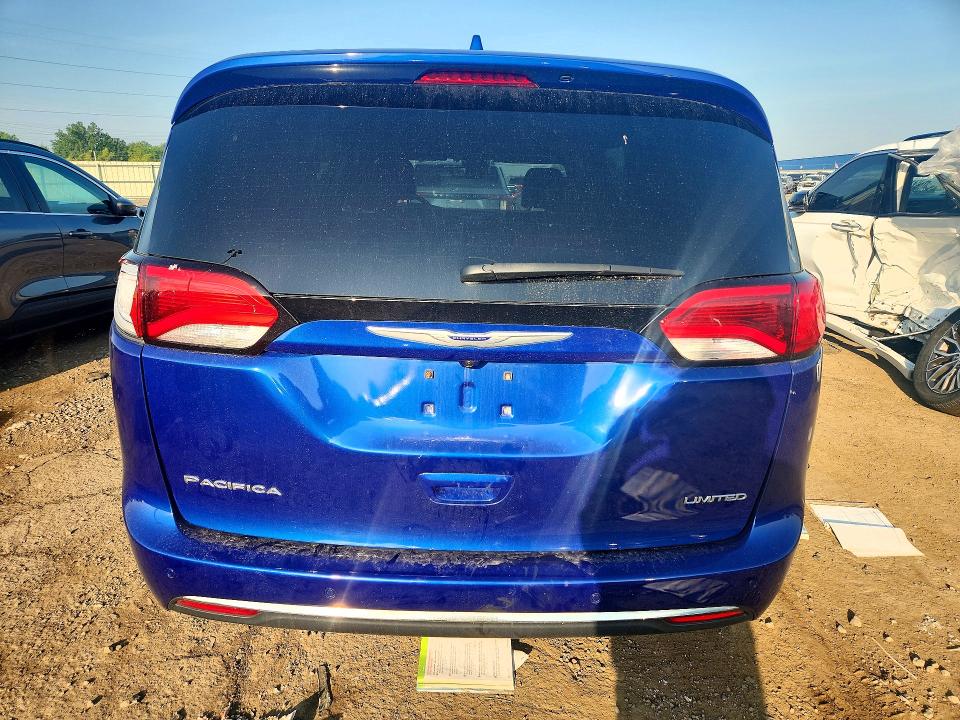 58933956 :رقم المزاد ، 2C4RC1GG3LR104869 vin ، 2020 Chrysler Pacifica مزاد بيع