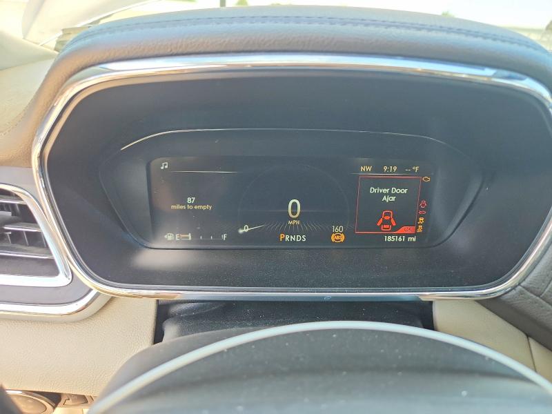 56468336 :رقم المزاد ، 1LN6L9SK4J5603232 vin ، 2018 Lincoln Continental مزاد بيع