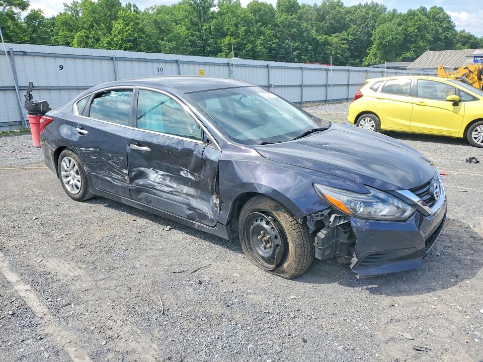 2018 Nissan Altima მანქანა იყიდება აუქციონზე, vin: 1N4AL3AP9JC226553, აუქციონის ნომერი: 58528376