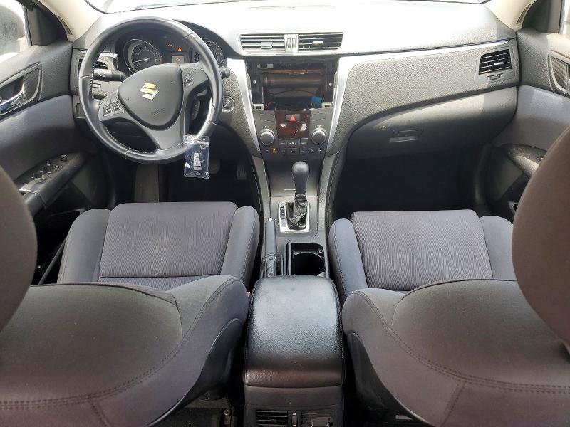 2013 Suzuki Kizashi მანქანა იყიდება აუქციონზე, vin: JS2RE9A38D6100314, აუქციონის ნომერი: 56505946