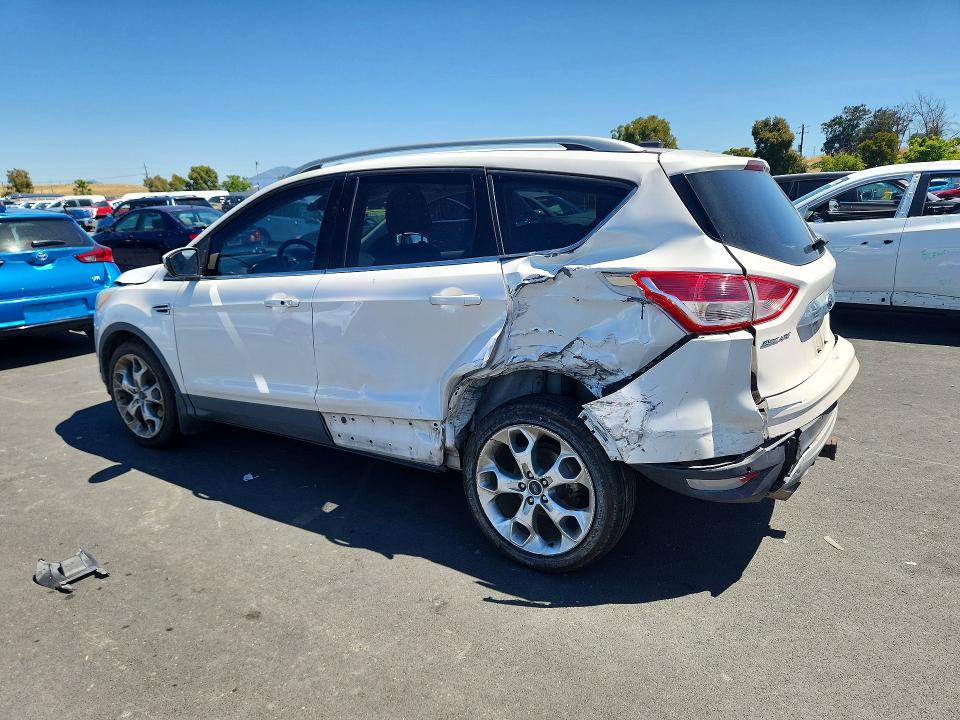 55107606 :رقم المزاد ، 1FMCU0J99EUE38882 vin ، 2014 Ford Escape مزاد بيع
