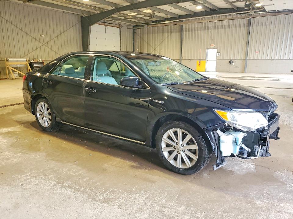 57468936 :رقم المزاد ، 4T1BD1FK6DU064081 vin ، 2013 Toyota Camry Hybrid مزاد بيع