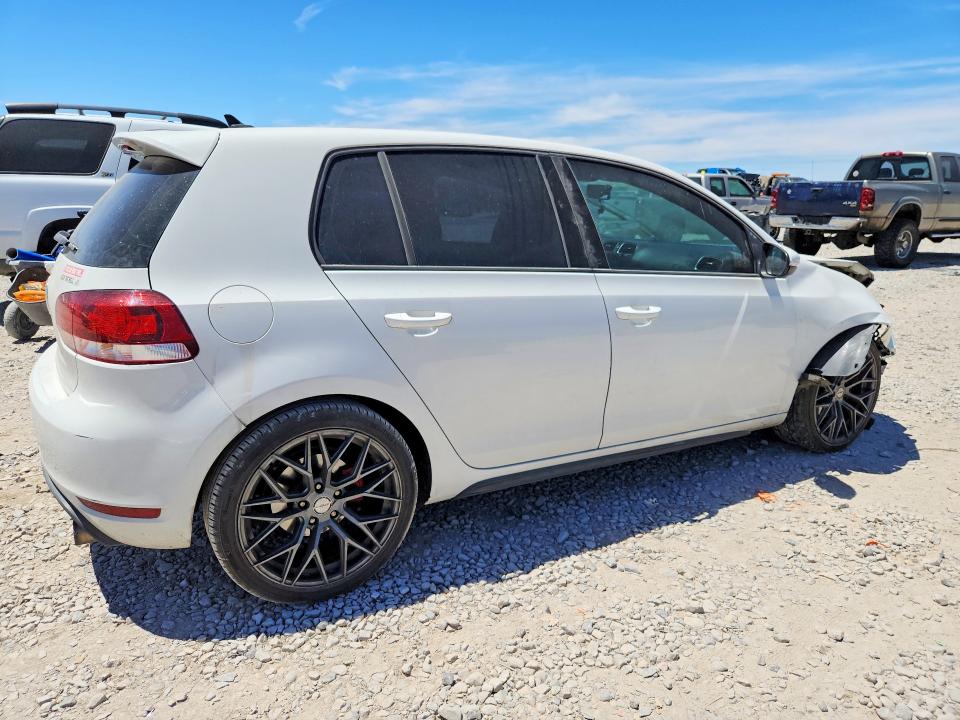2011 Volkswagen Gti მანქანა იყიდება აუქციონზე, vin: WVWGD7AJ8BW080280, აუქციონის ნომერი: 57767026
