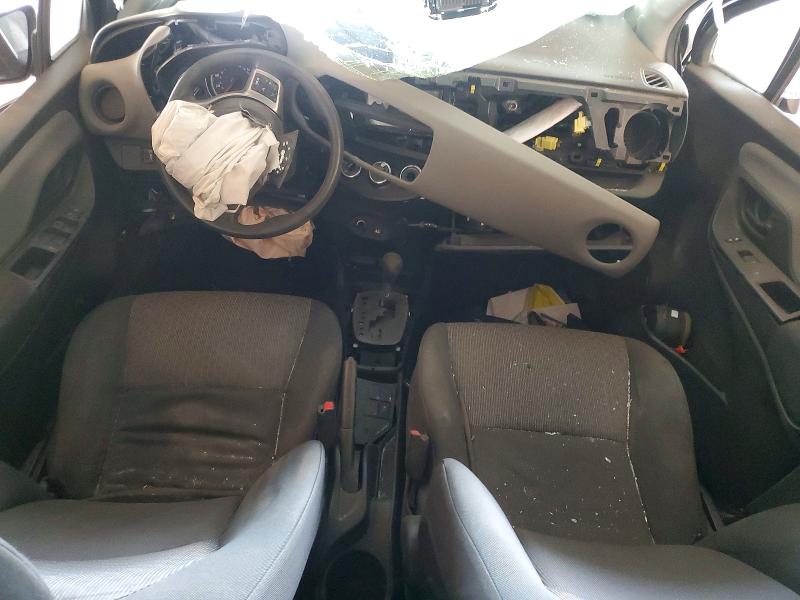 55809516 :رقم المزاد ، VNKKTUD3XHA075880 vin ، 2017 Toyota Yaris مزاد بيع