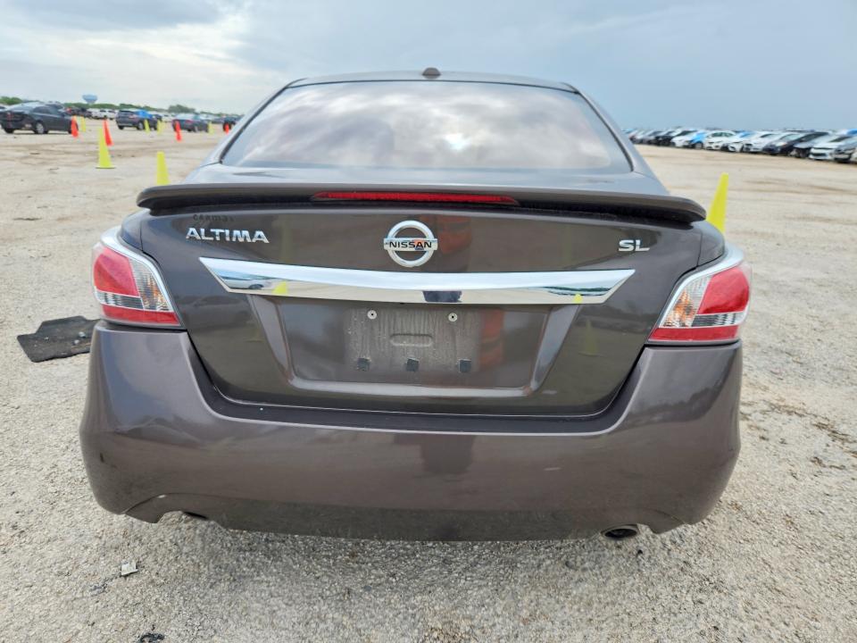2015 Nissan Altima მანქანა იყიდება აუქციონზე, vin: 1N4AL3AP8FN917472, აუქციონის ნომერი: 57398456