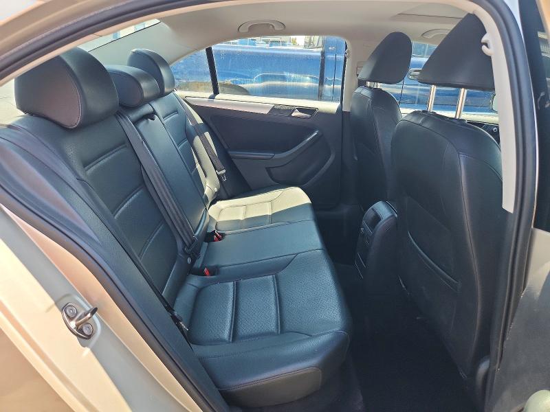 2013 Volkswagen Jetta მანქანა იყიდება აუქციონზე, vin: 3VWDP7AJ4DM208993, აუქციონის ნომერი: 58092886