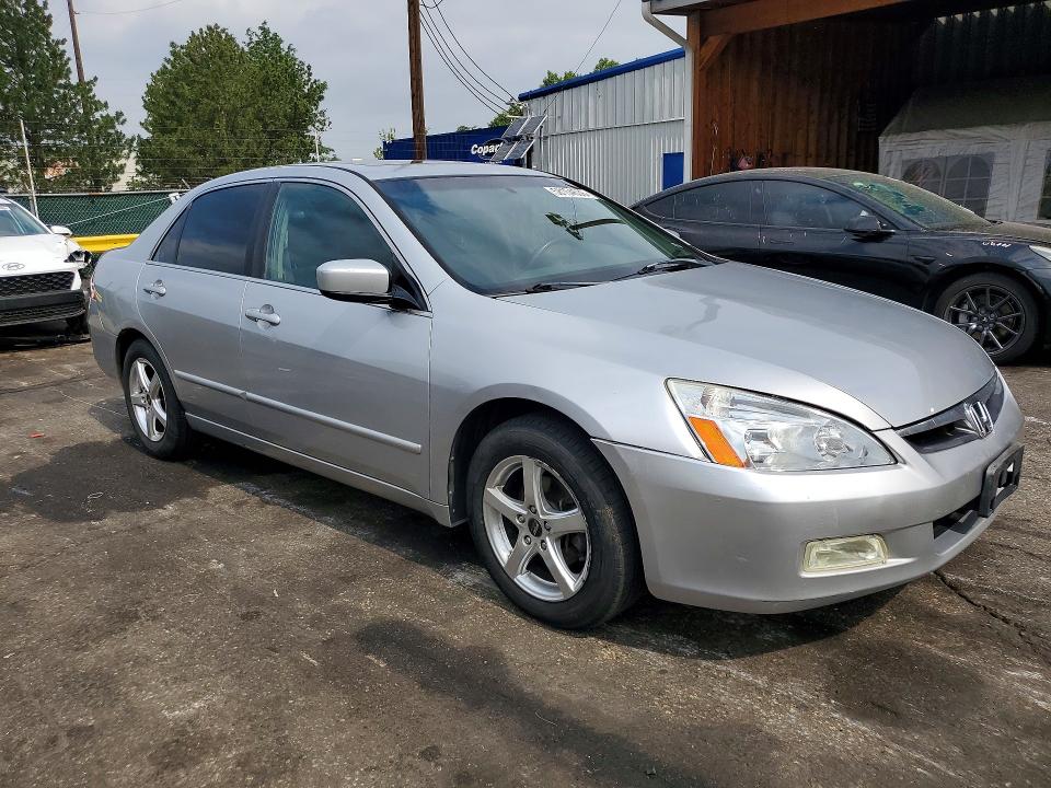 58154636 :رقم المزاد ، 1HGCM56737A105916 vin ، 2007 Honda Accord مزاد بيع