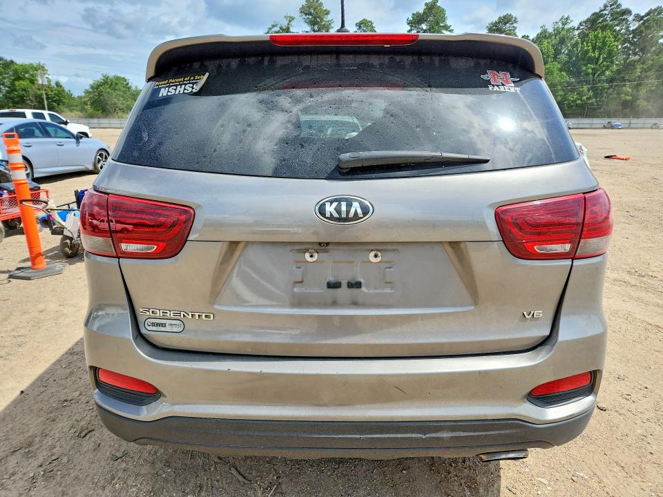 56346296 :رقم المزاد ، 5XYPG4A54KG490953 vin ، 2019 Kia Sorento مزاد بيع