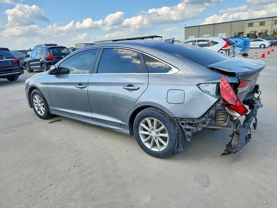 57926696 :رقم المزاد ، 5NPE24AF5JH696241 vin ، 2018 Hyundai Sonata مزاد بيع